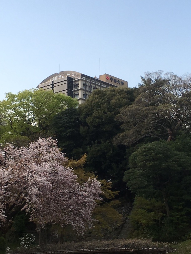 東京